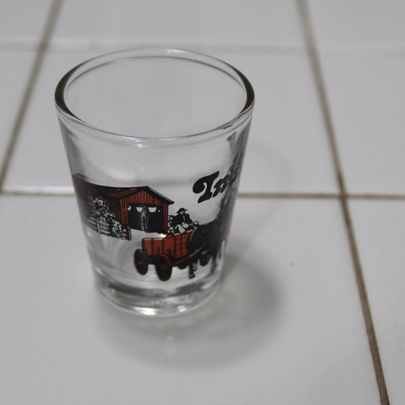 Vintage Indiana Souvenir Shot Glass Covered Bridge Amish 2 Horse Team - Picture 4 of 8